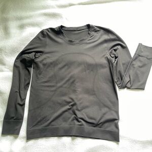 Lululemon Relaxed Swiftly.